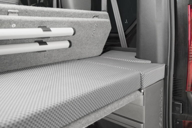 Kit cama tercer sillon, kit camper autoinstalable de Furgomania