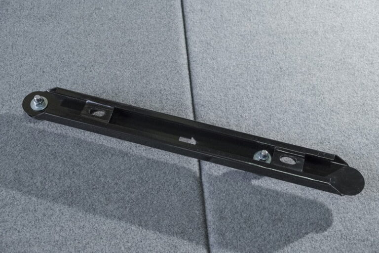 Adaptadores intercambio sillones traseros, kit camper autoinstalable de Furgomania