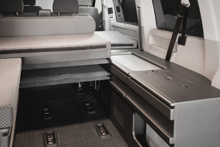 Kit cama modulo ancho, kit camper autoinstalable de Furgomania