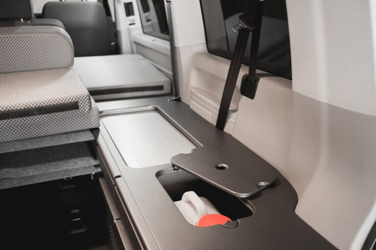 Kit cama modulo ancho, kit camper autoinstalable de Furgomania