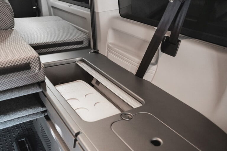 Kit cama modulo ancho, kit camper autoinstalable de Furgomania