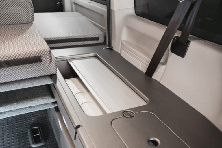 Kit cama modulo ancho, kit camper autoinstalable de Furgomania