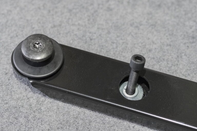 Adaptadores intercambio sillones traseros, kit camper autoinstalable de Furgomania
