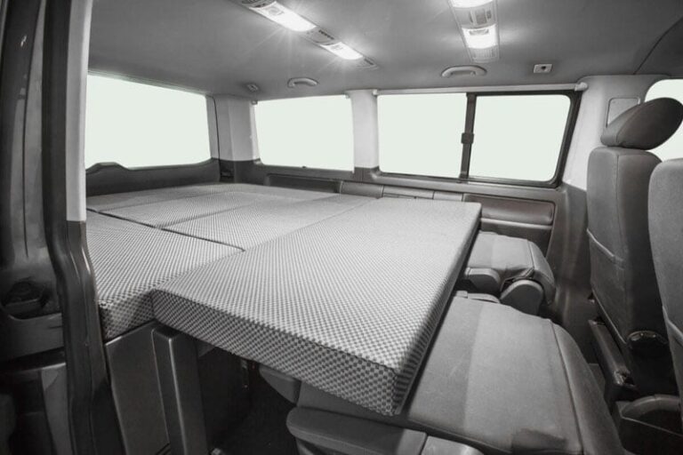 4 plazas kit ancho, kit camper autoinstalable de Furgomania