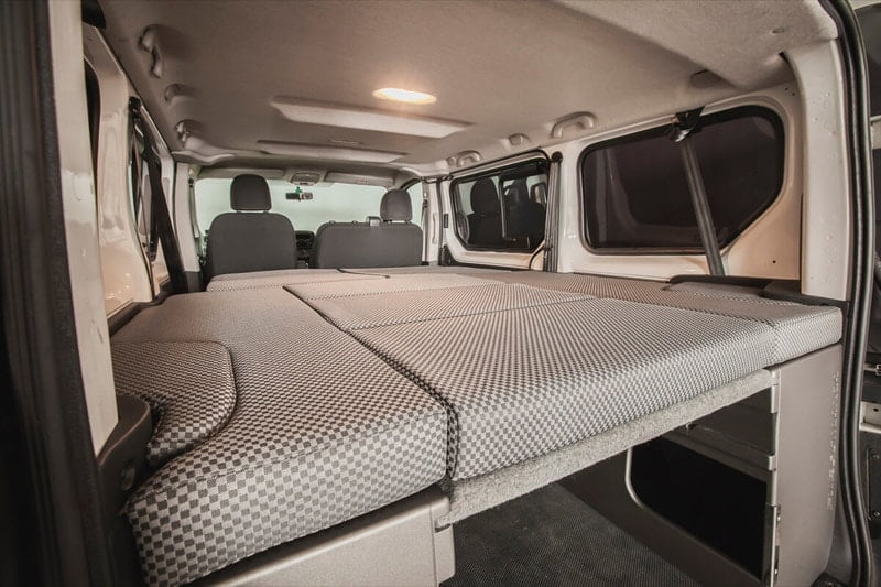 Kit cama ancho montado en una Fiat Talento