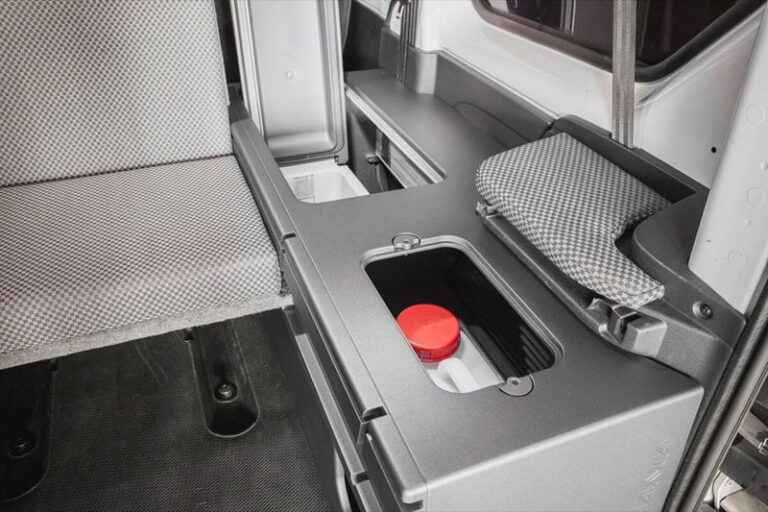 Kit cama ancho montado en una Fiat Talento
