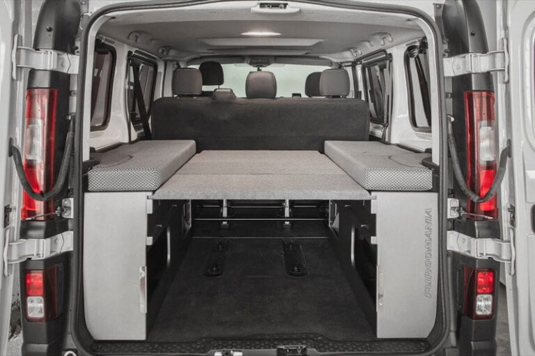 Kit cama basico montado en una Fiat Talento