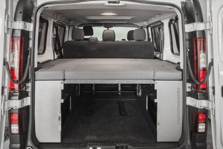 Kit cama basico montado en una Fiat Talento