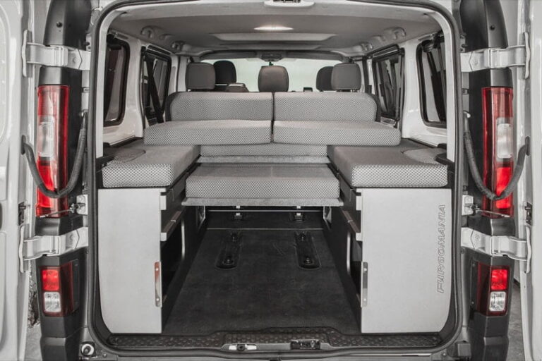 Kit cama ancho montado en una Nissan NV300