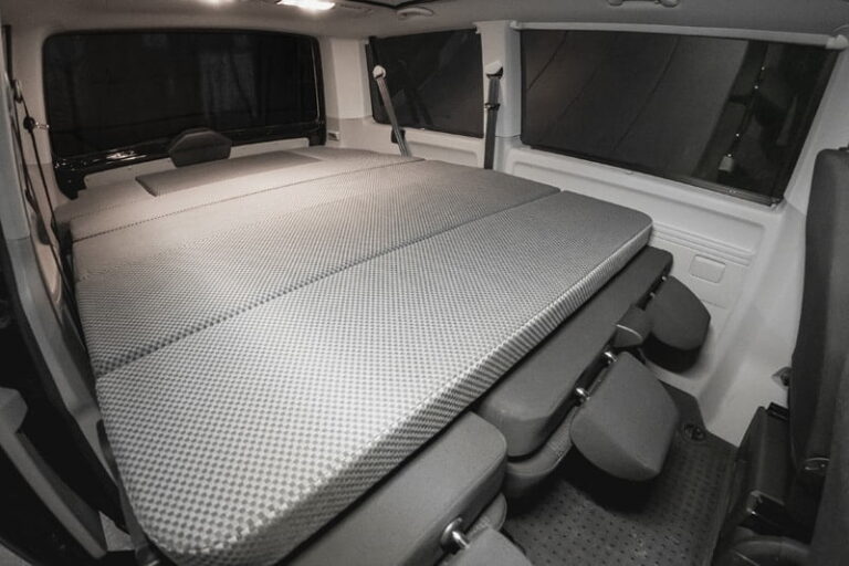 Kit cama tercer sillon, kit camper autoinstalable de Furgomania