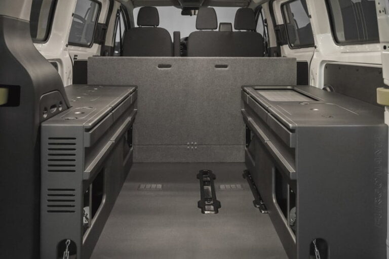 Anadir pies de cama, kit camper autoinstalable de Furgomania