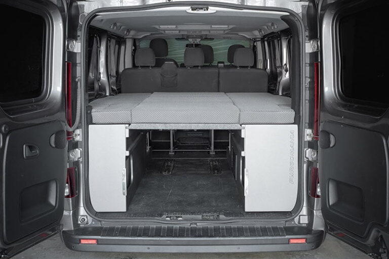 Kit cama trasero, kit camper autoinstalable de Furgomania