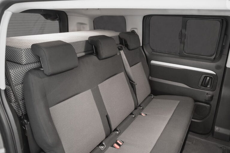 Kit cama comedor, kit camper autoinstalable de Furgomania