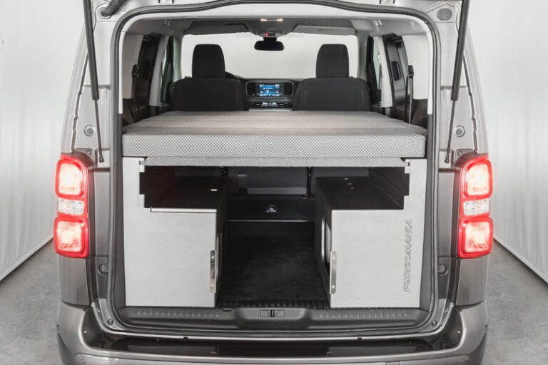 Kit cama comedor, kit camper autoinstalable de Furgomania