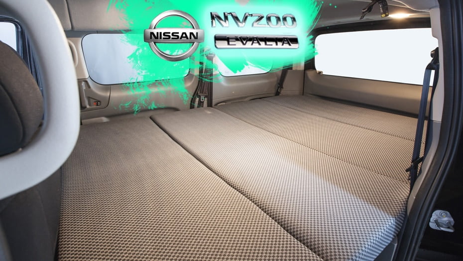 camas para furgonetas camper, ejemplo de cómo quedaria una cama en kit montado en una furgoneta Nissan