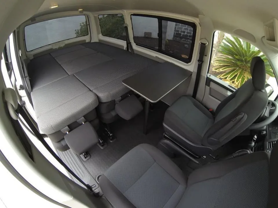 interior de una camper